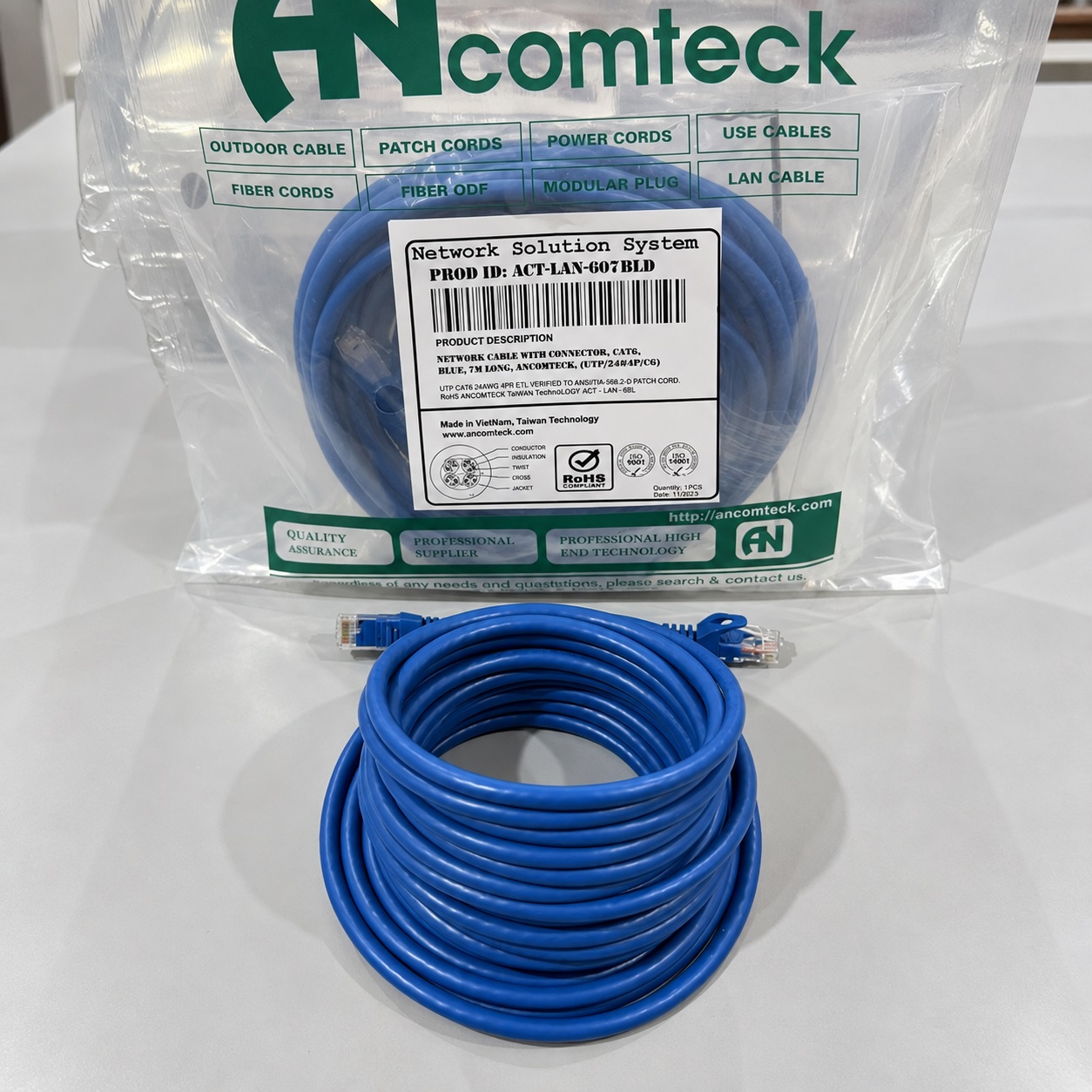 DÂY NHẢY PATCH CORD CAT6 UTP 7M lõi đồng 100% pass Fluke, đầu đúc ACT-LAN-607BLD